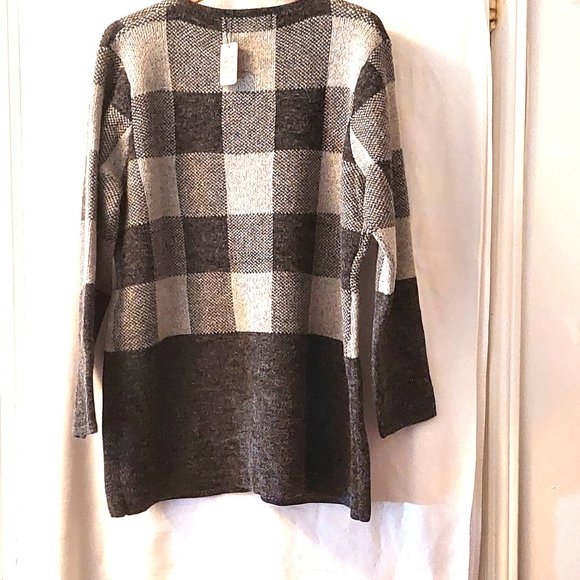 Cheri Bliss Plain Outwear with Buttons - Picture 2 of 11